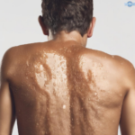 Hausmittel gegen Schwitzen am Rücken: Evidenzbasierte Empfehlungen und praktische Tipps für Sie Hausmittel gegen Schwitzen am Rücken: Evidenzbasierte Empfehlungen und praktische Tipps für Sie