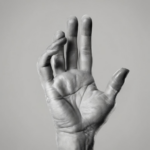 Was tun gegen schwitzige Hände? Akademische Einordnung und praxisnahe Tipps für Sie