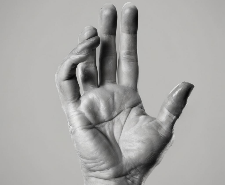 Was tun gegen schwitzige Hände? Akademische Einordnung und praxisnahe Tipps für Sie